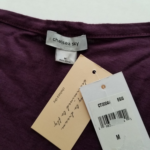 Chelsea Sky Asymmetrical Hi-Lo Crop Top - Picture 3 of 4